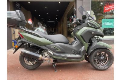 YAMAHA TRICITY 300