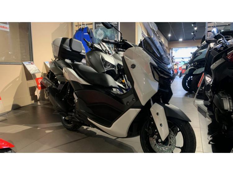 YAMAHA NMAX 125 2025