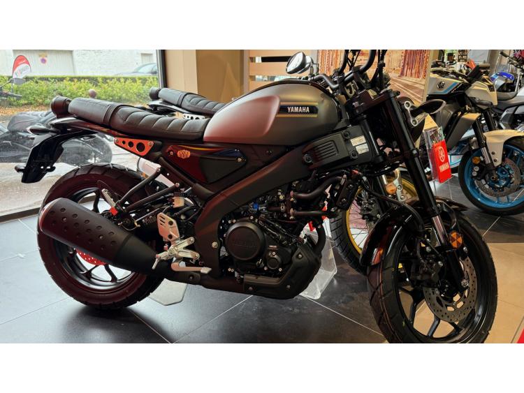 YAMAHA XSR 125 2025