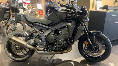 YAMAHA MT-09