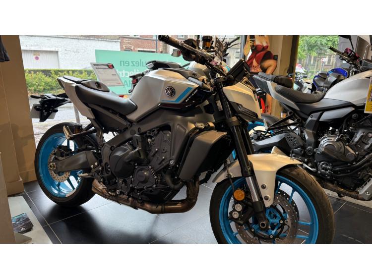 YAMAHA MT-09 YAMT 2025