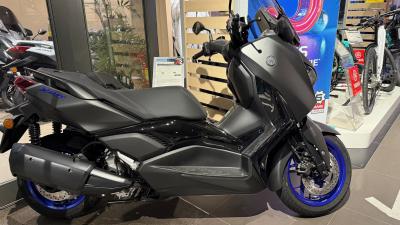 YAMAHA XMAX 300