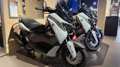 YAMAHA NMAX 125