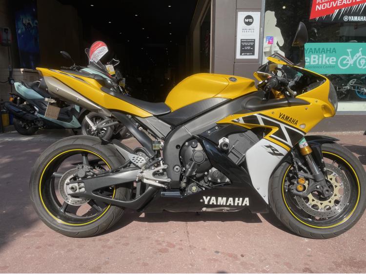 YAMAHA R1 EXCEPTIONNELLE/1EREMAIN/REV40000KM/GARANTIE