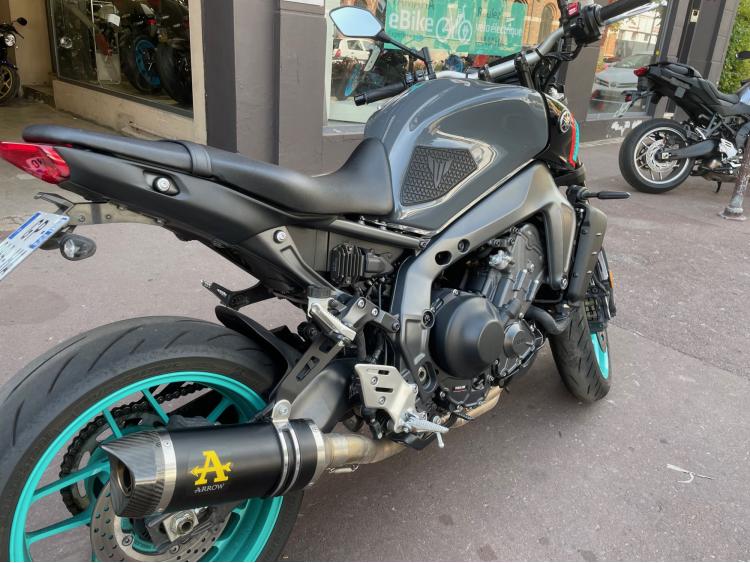 YAMAHA MT 09 ABS 1EREMAIN/FULL/LIGNEARROW/GARANTIE