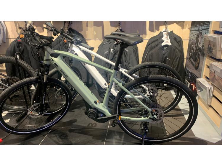 YAMAHA CROSSCORE 2024