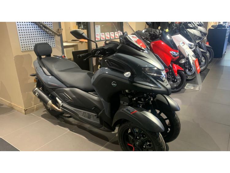 YAMAHA TRICITY 300 2025