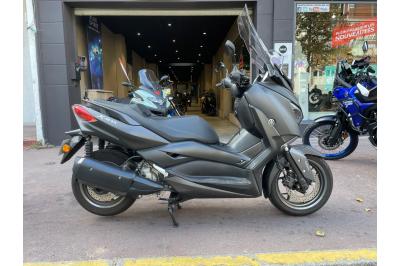 YAMAHA XMAX 300