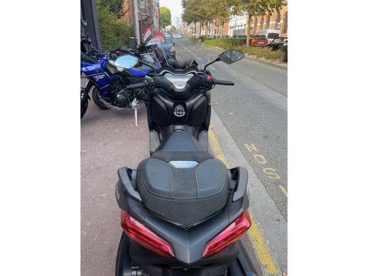 YAMAHA XMAX 300 1EREMAIN/REVISE/GARANTIE/ETATNEUF