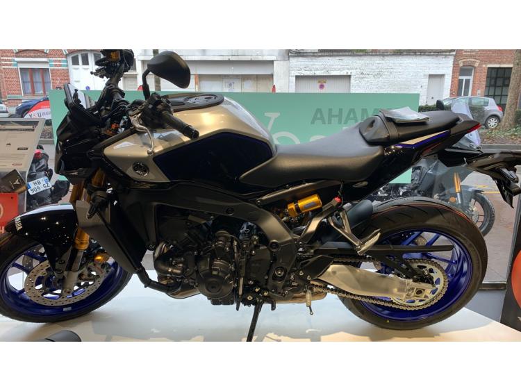 YAMAHA MT-09 SP 2025