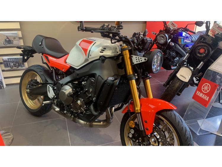 YAMAHA XSR 900 ABS 2025