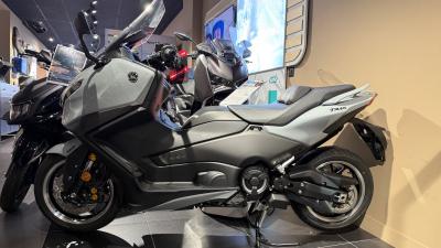 YAMAHA XP T-MAX 560 TECH MAX